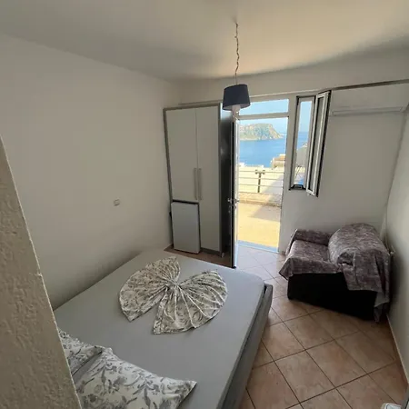 Casa de hóspedes Dina House